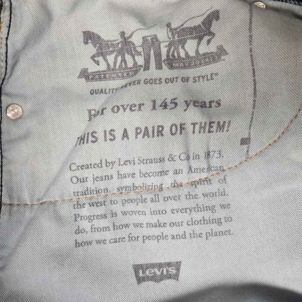 Levis 505 Jeans - Red Tab - Size 36x29 - Straight Leg - Like New - Picture 12 of 12